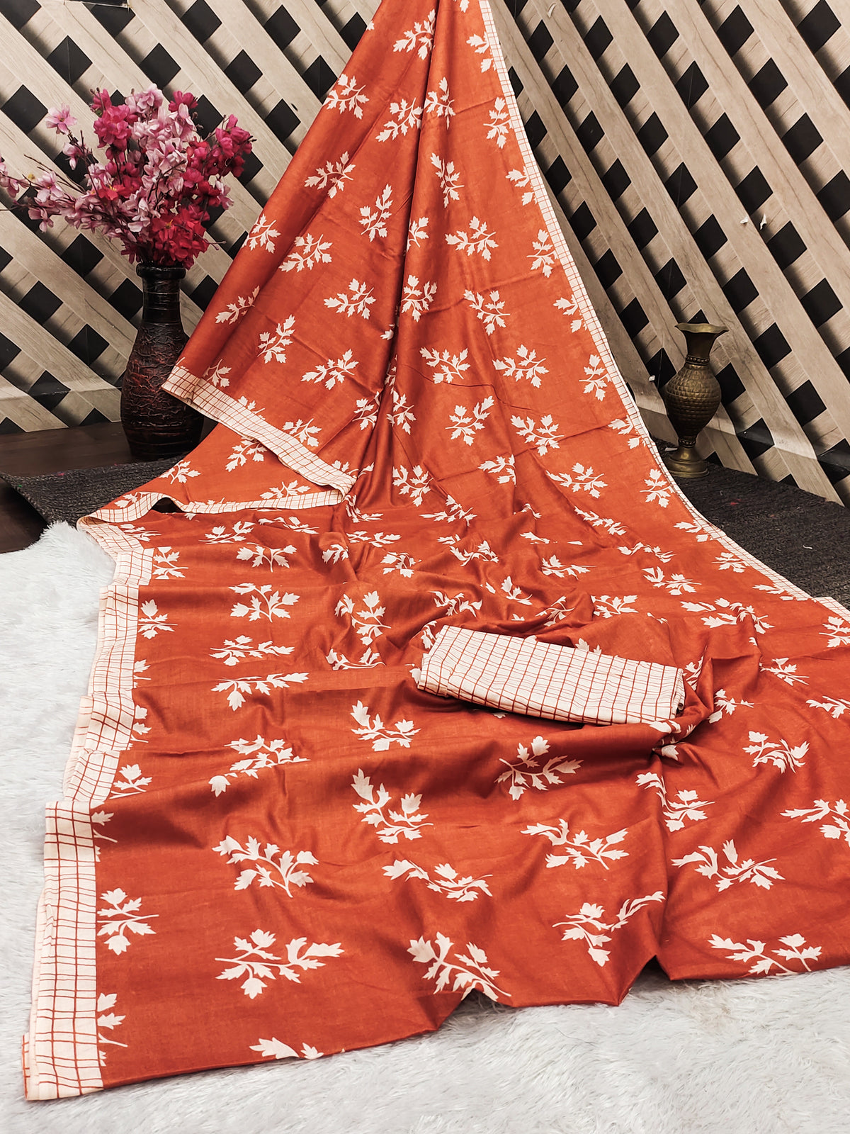 Urban Pallu Woven Design Pure Cotton Daily Saree