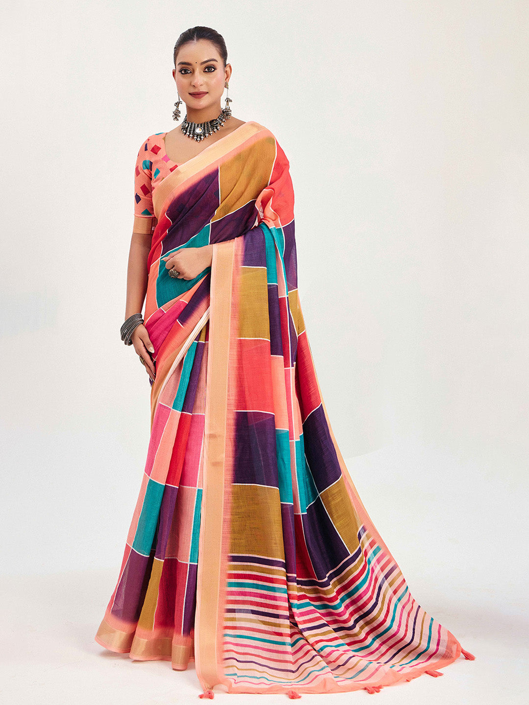 Urban Pallu Checked Silk Blend Fusion Saree