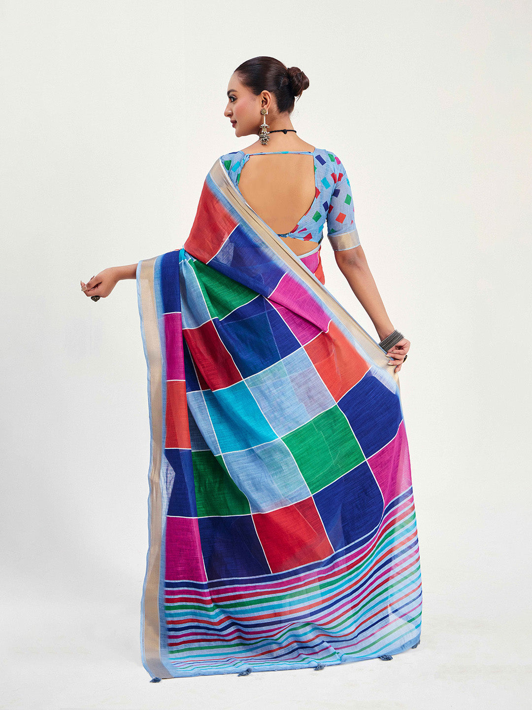 Urban Pallu Checked Silk Blend Fusion Saree