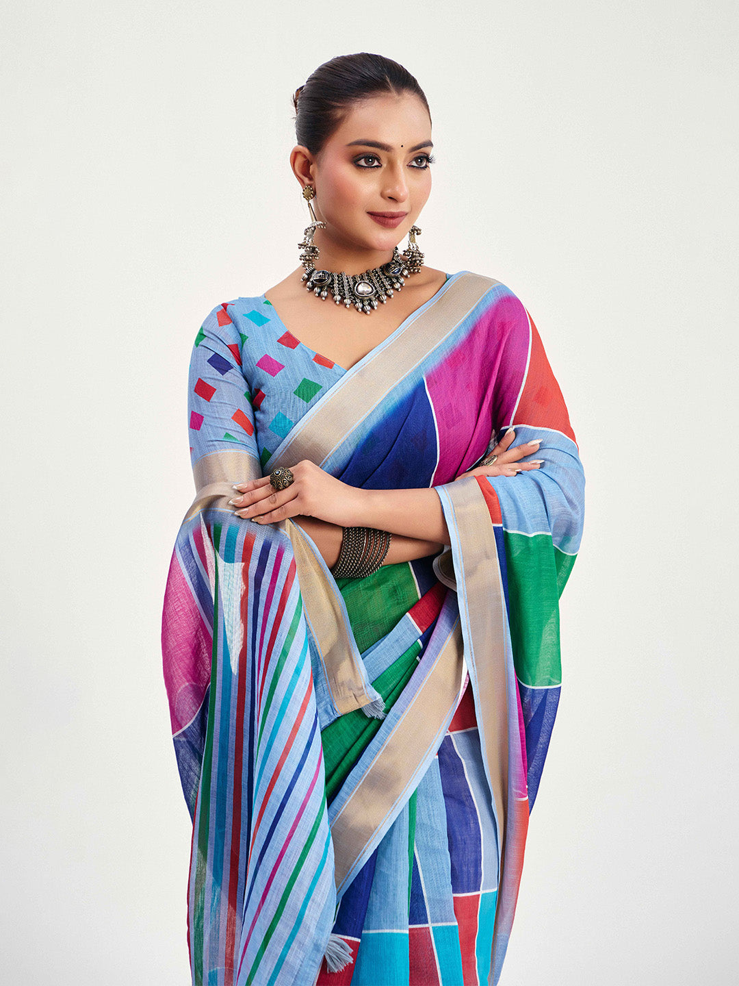 Urban Pallu Checked Silk Blend Fusion Saree