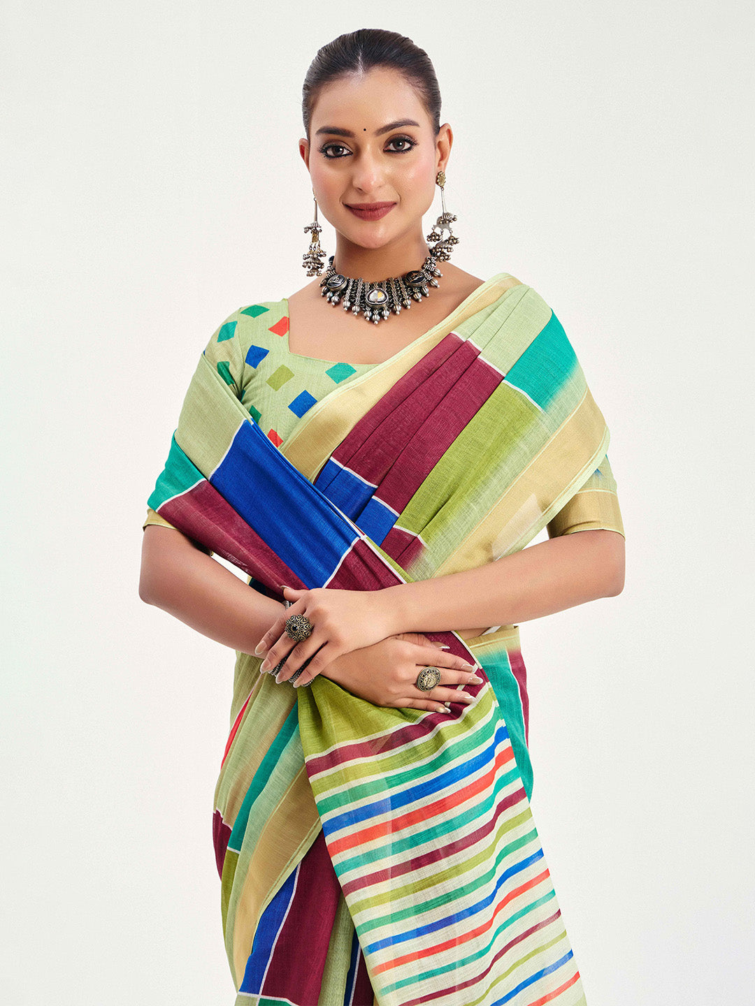 Urban Pallu Checked Silk Blend Fusion Saree