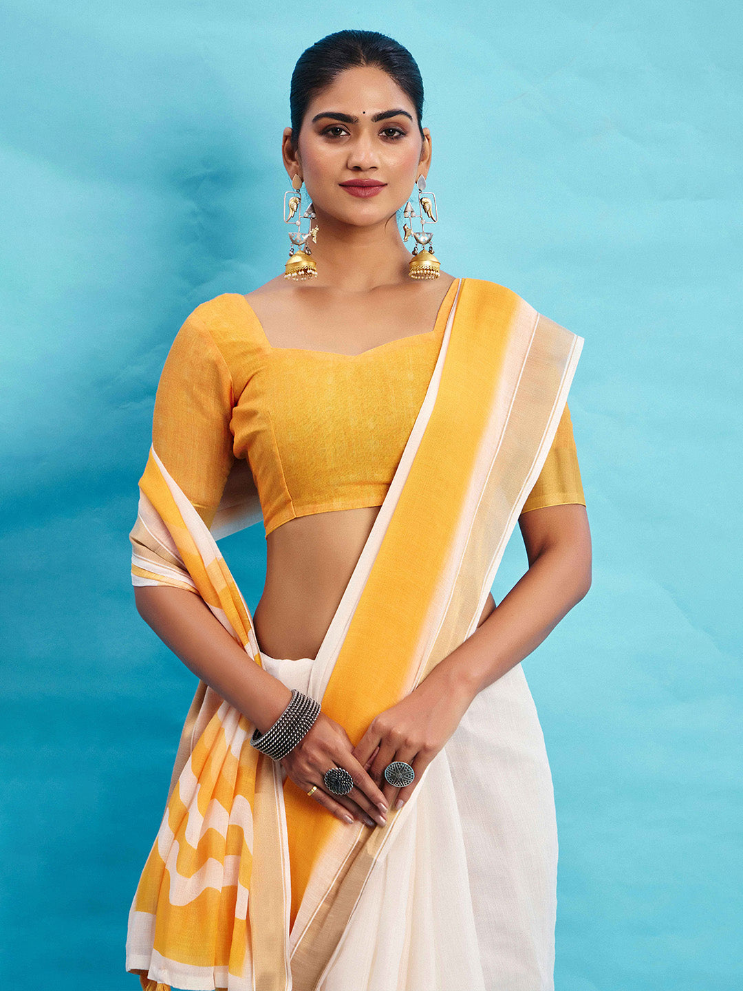 Urban Pallu Woven Design Silk Blend Fusion Saree
