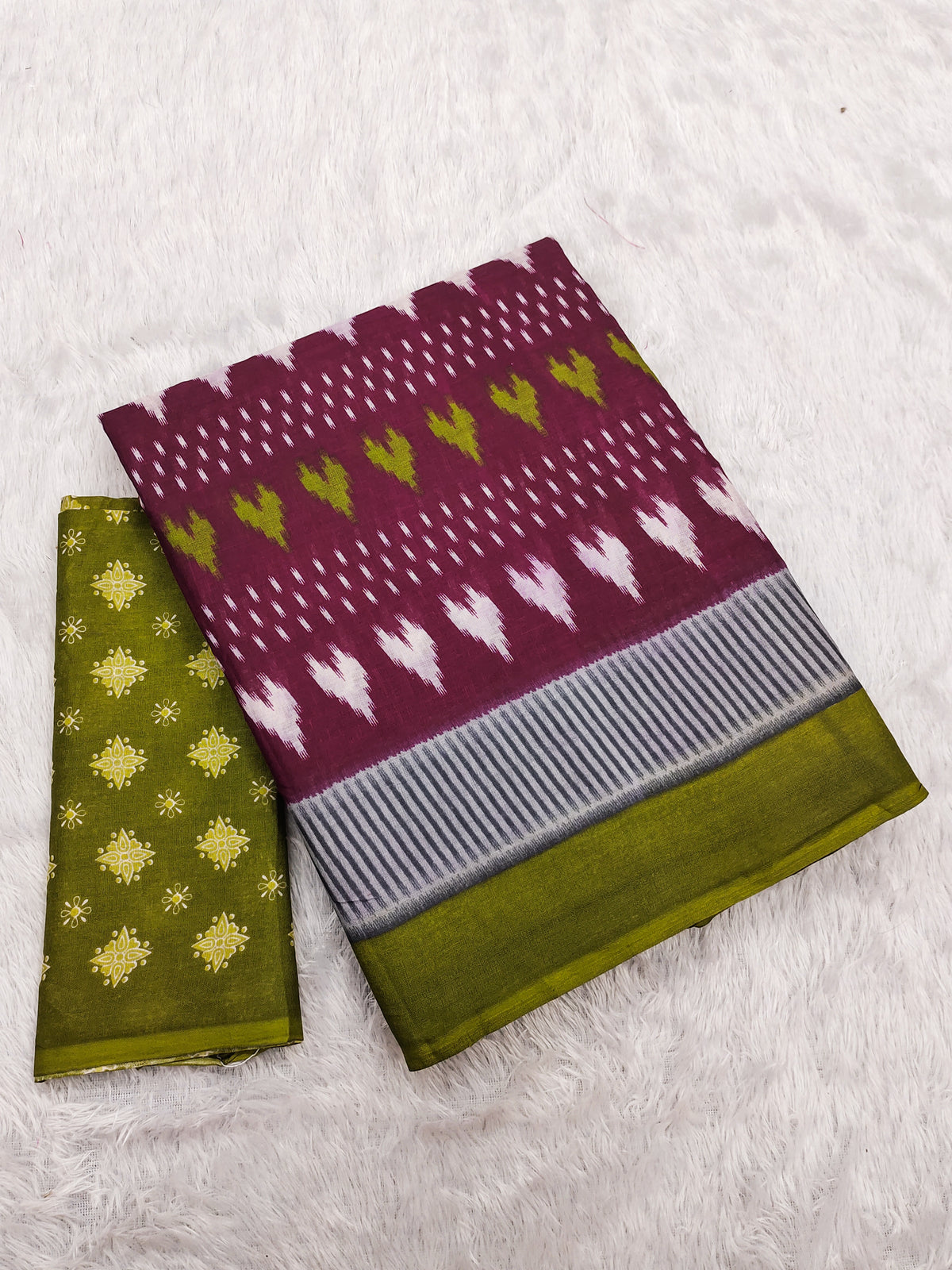 Urban Pallu Woven Design Pure Cotton Daily Saree