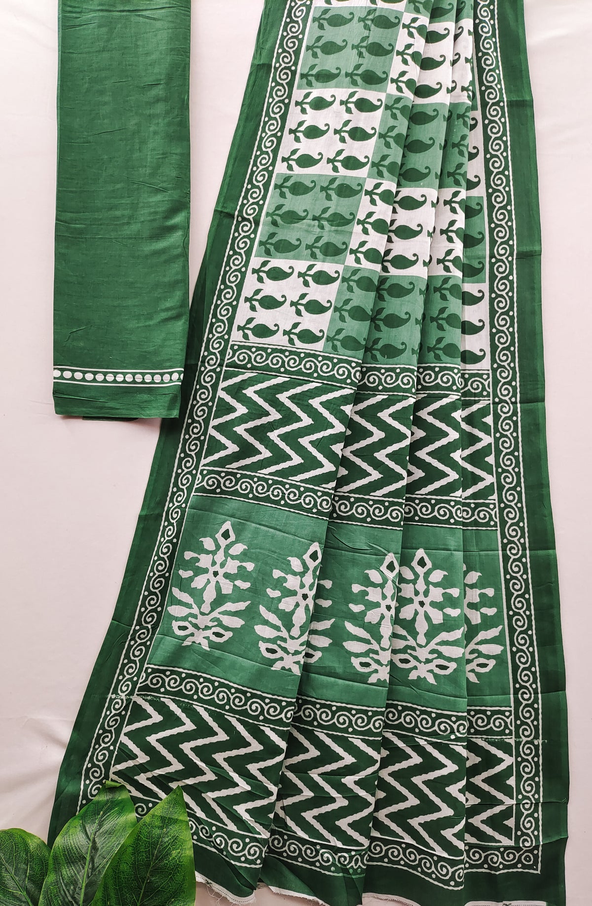 Urban Pallu Woven Design Pure Cotton Daily Saree