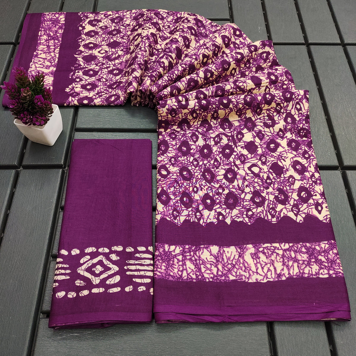 Urban Pallu Woven Design Pure Cotton Daily Saree