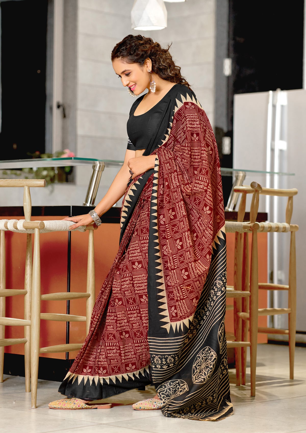 Urban Pallu Woven Design Pure Cotton Daily Saree