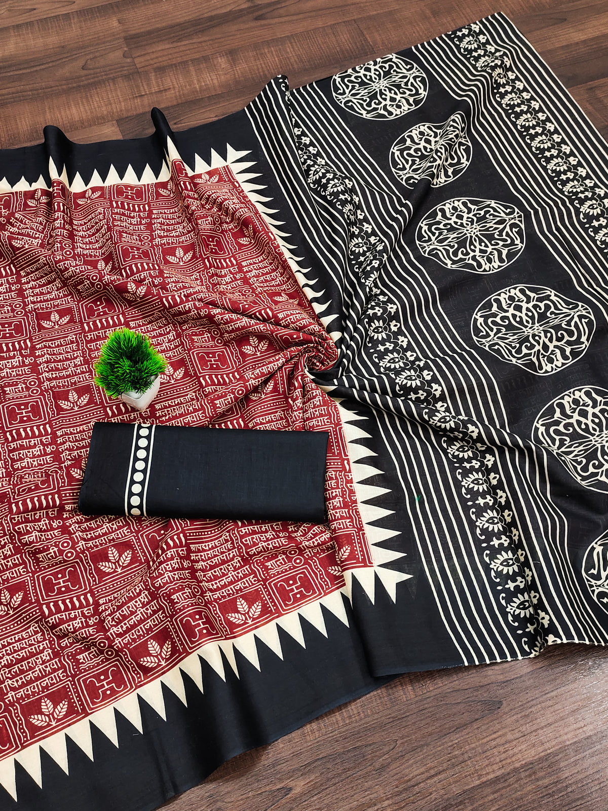 Urban Pallu Woven Design Pure Cotton Daily Saree
