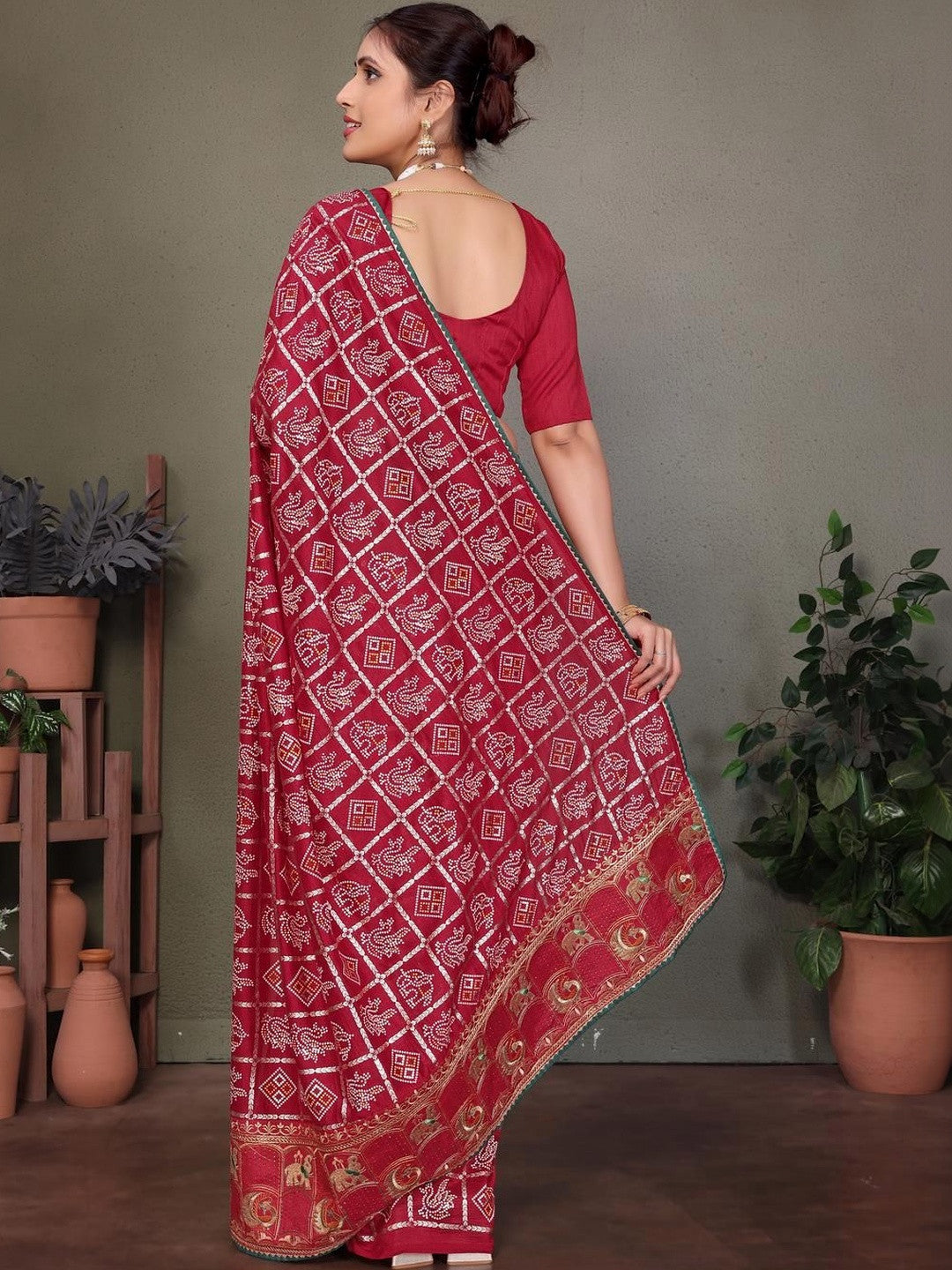 Urban Pallu Floral Sequinned Silk Blend Fusion Saree