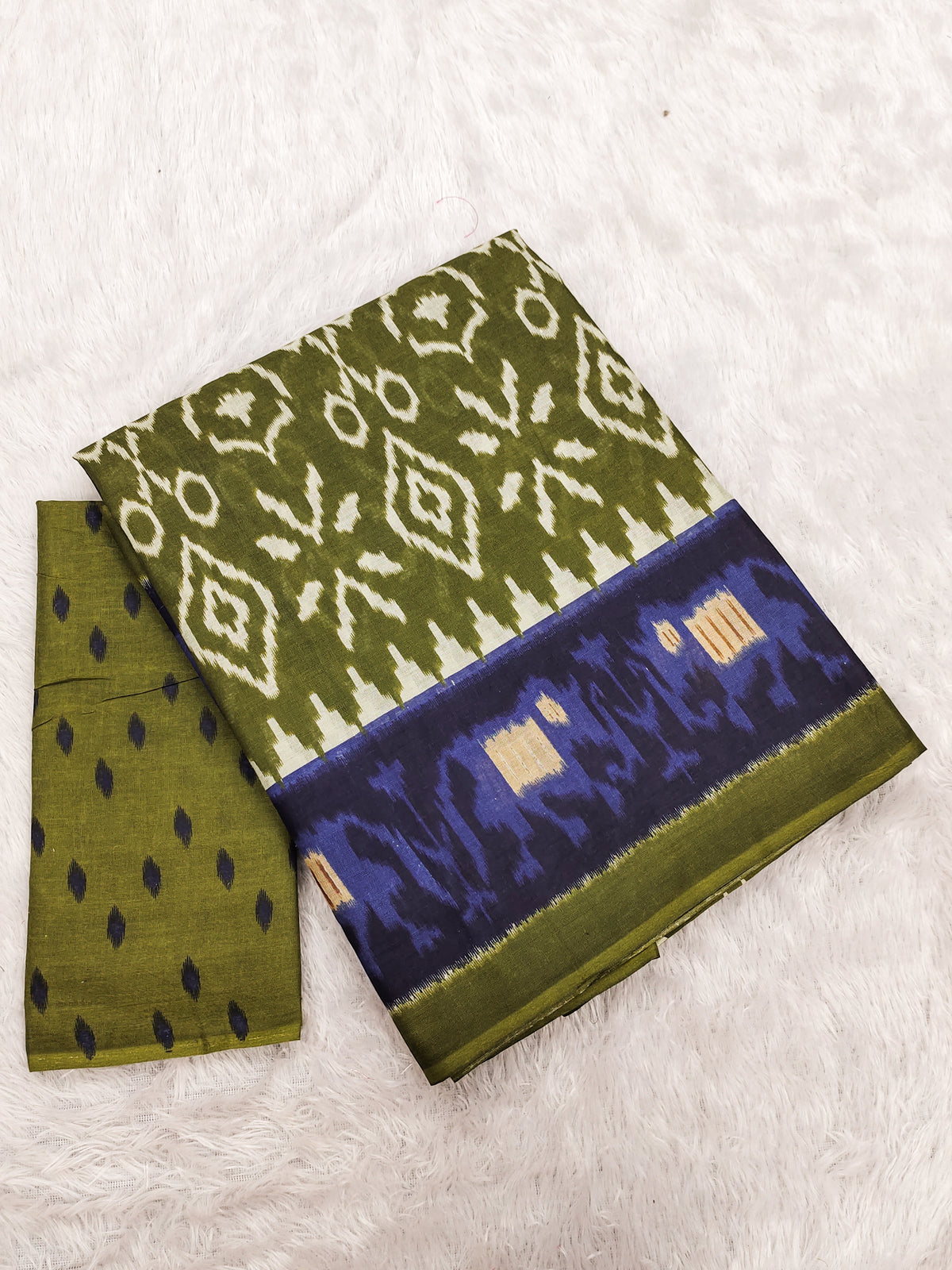 Urban Pallu Woven Design Pure Cotton Daily Saree