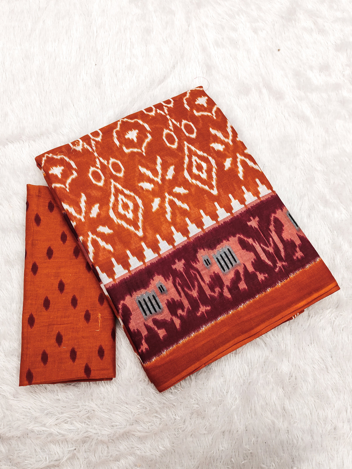 Urban Pallu Woven Design Pure Cotton Daily Saree