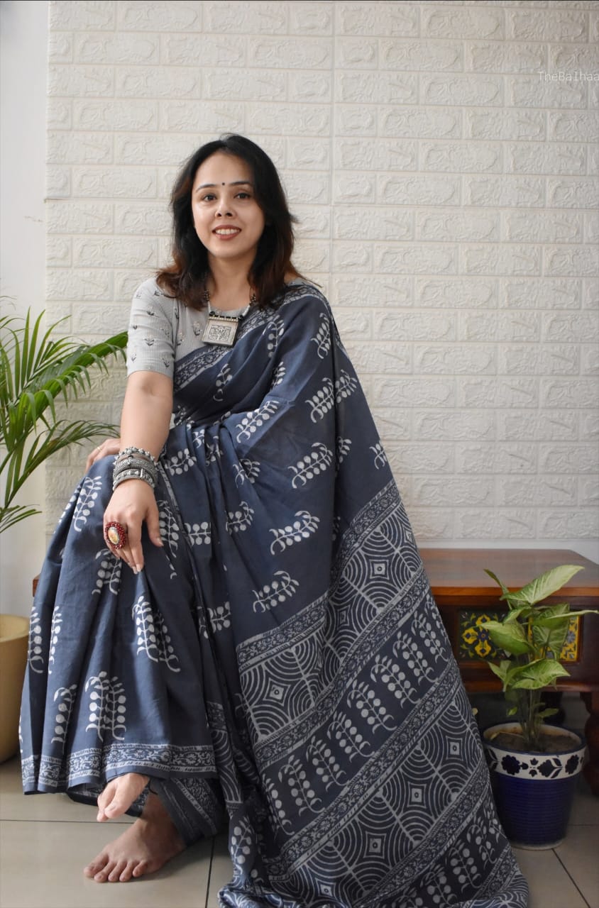 Urban Pallu Printed Cotton Blend Daily Saree