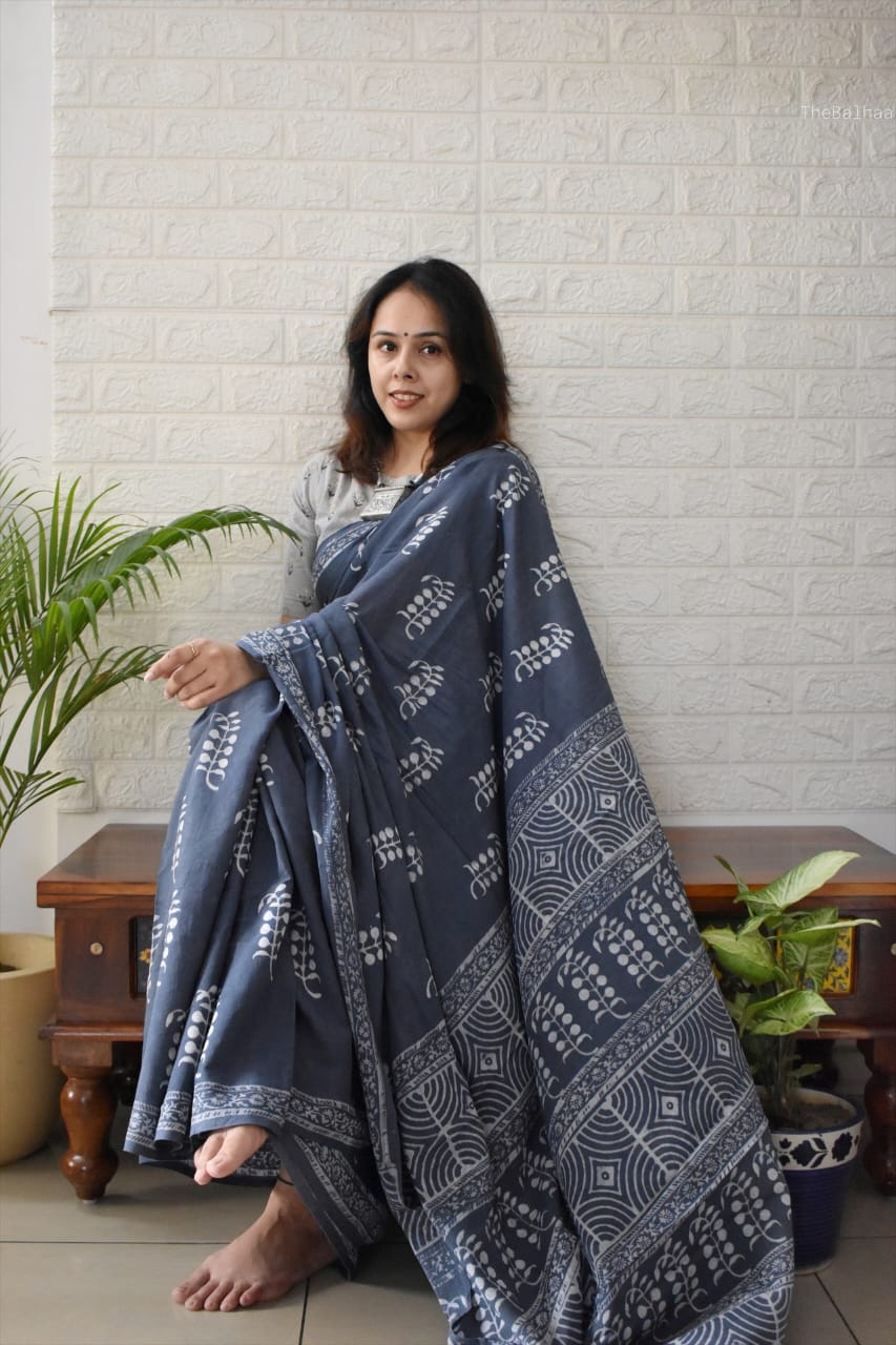 Urban Pallu Printed Cotton Blend Daily Saree