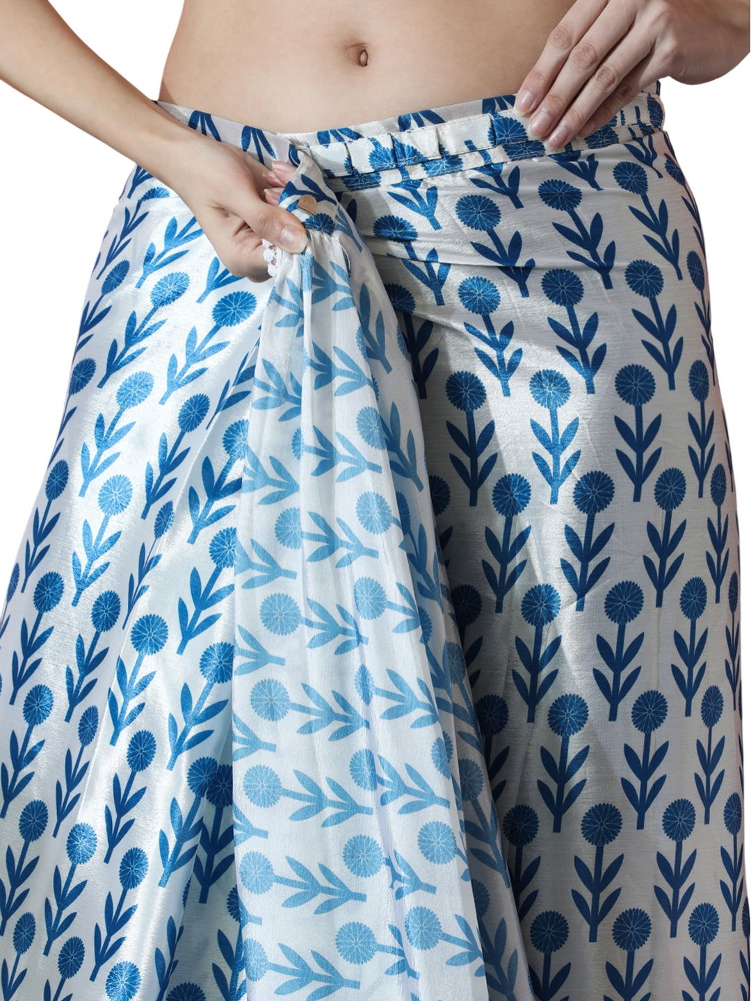 Urban Pallu Woven Design Silk Blend Fusion Saree