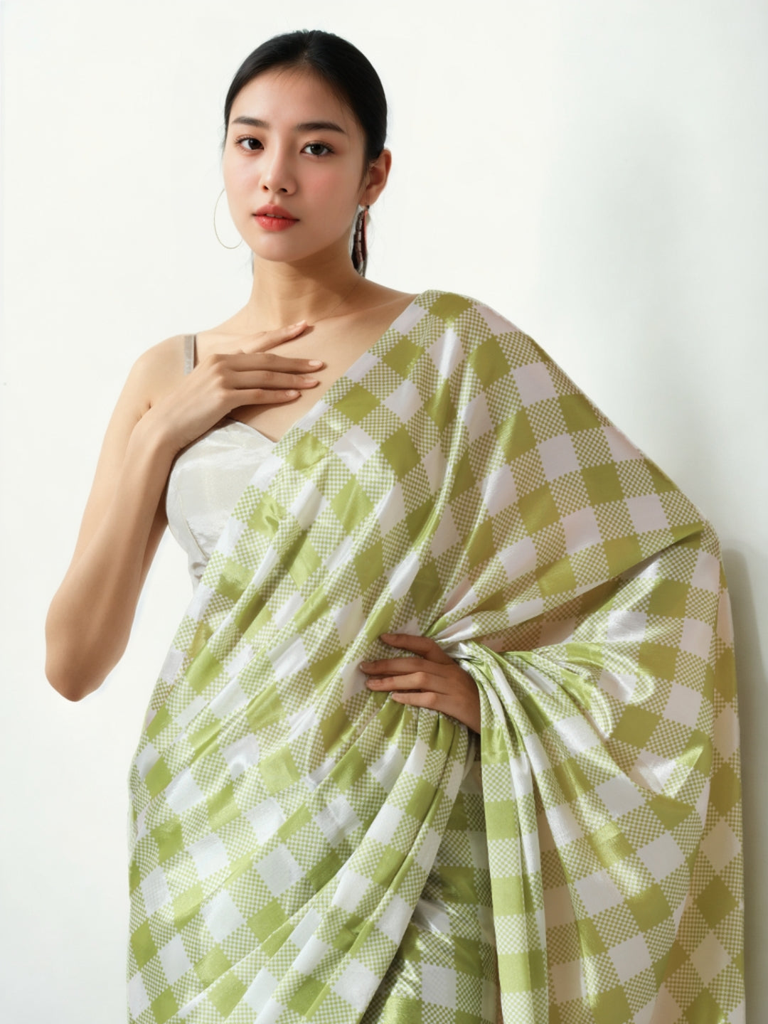 Urban Pallu Woven Design Silk Blend Fusion Saree