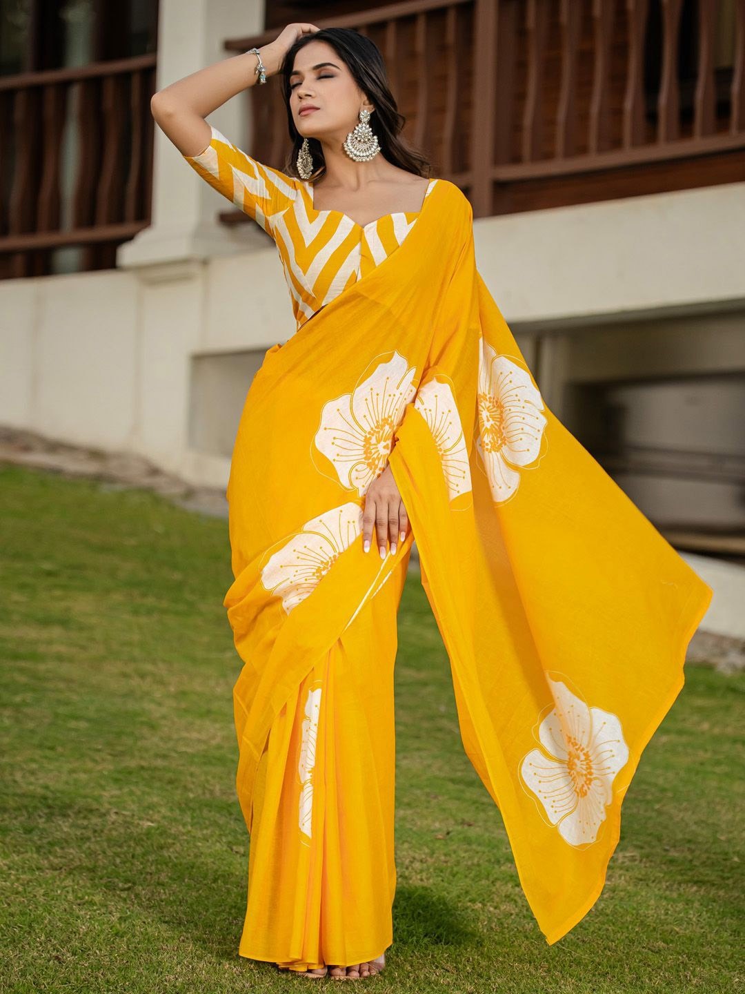 Urban Pallu Woven Design Pure Cotton Daily Saree