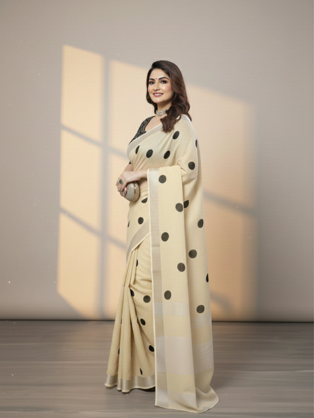 Urban Pallu Floral Sequinned Silk Blend Fusion Saree
